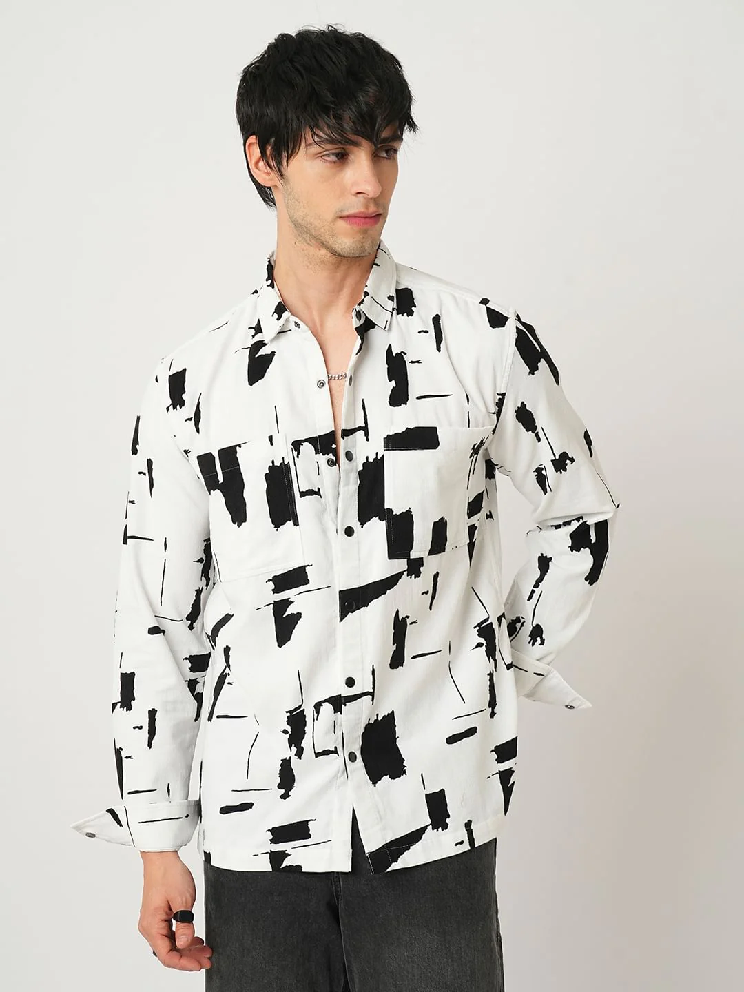 Artistic Achromatic Double Pocket Corduroy Shirt - Image 5