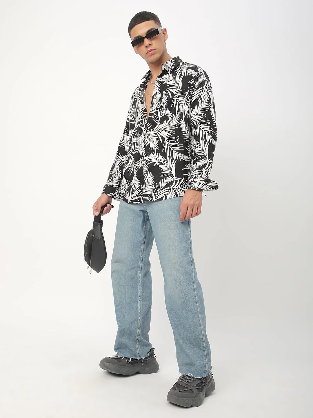 Black & White Hawaiian Printed Shirt - Image 9