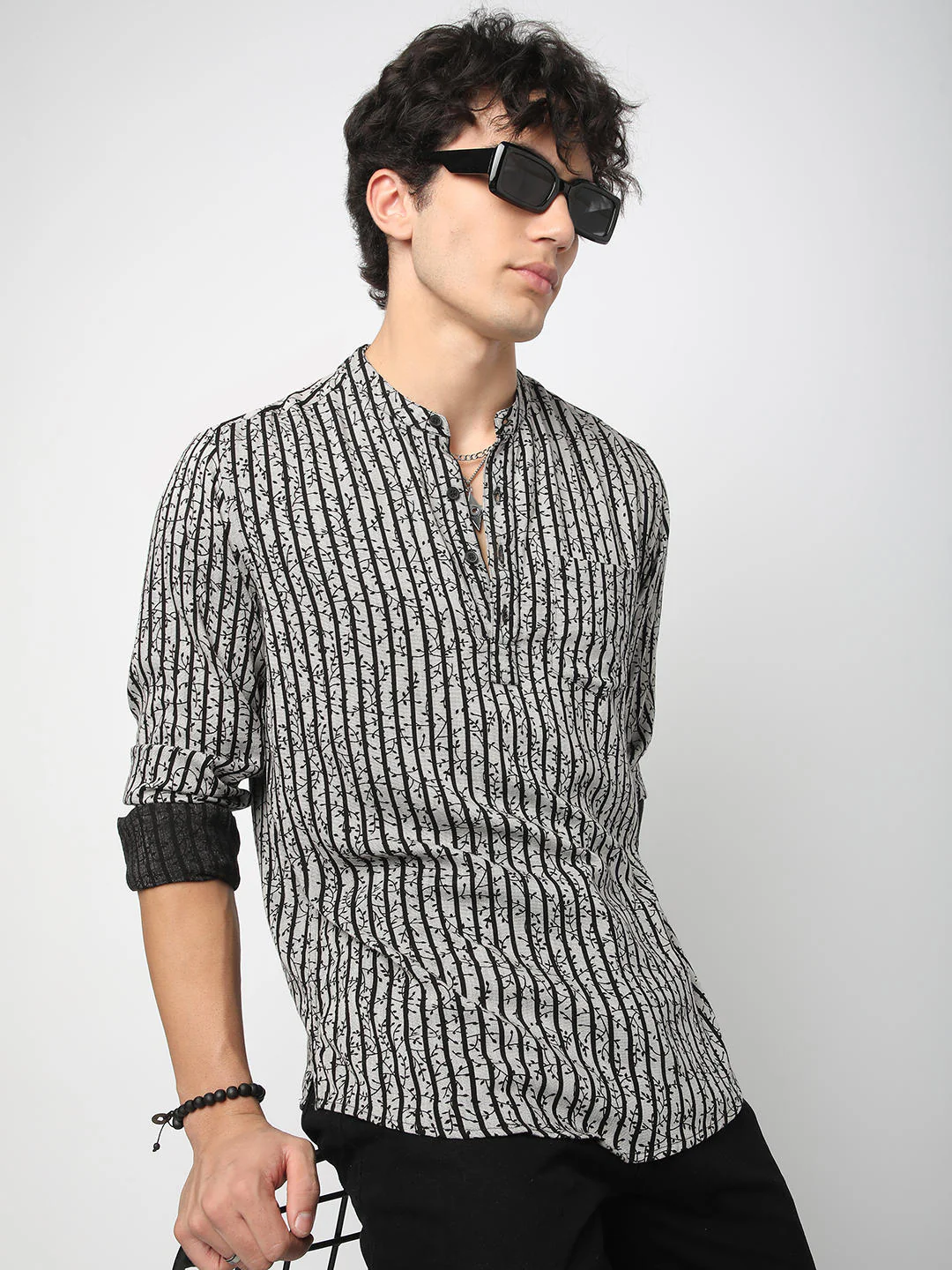 Black Mini Leaf Carved Striped Kurta