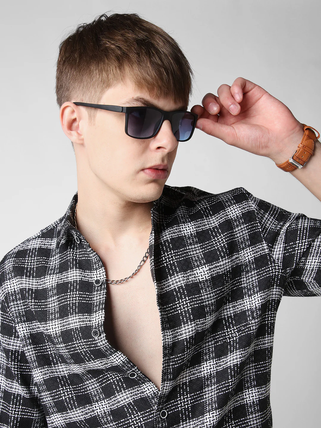 Black & White Plaid Checks Jacquard Shirt - Image 2