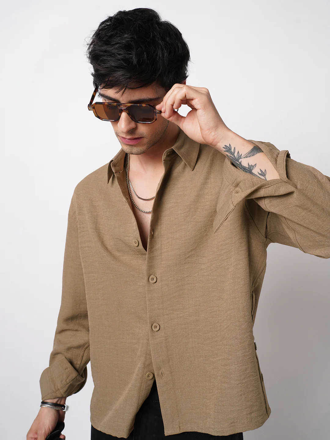 Khaki Side-Slit Button Oversized Crop Shirt - Image 2