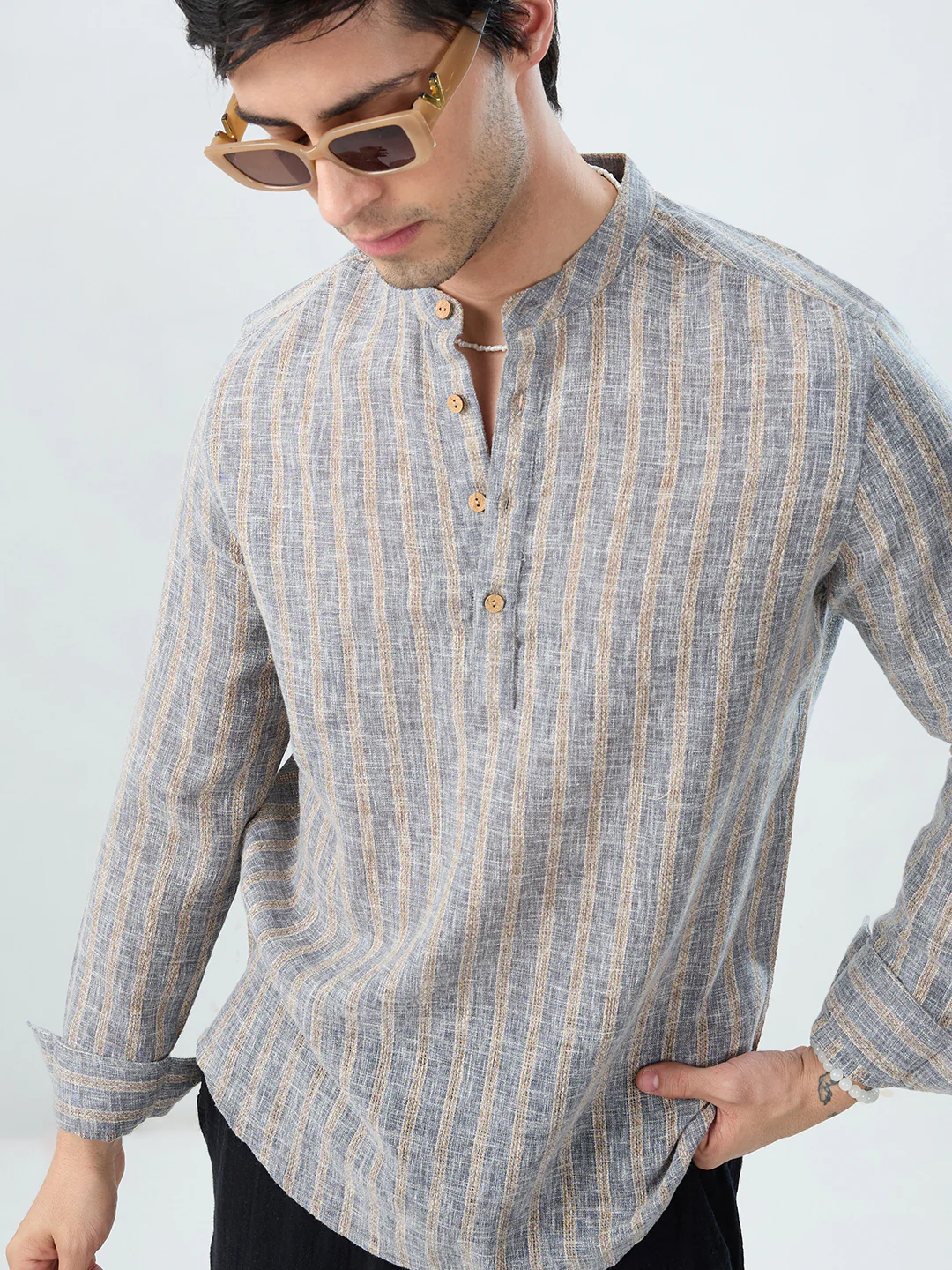 Misty Grey Trail Burlap Striped Kurta - Image 2