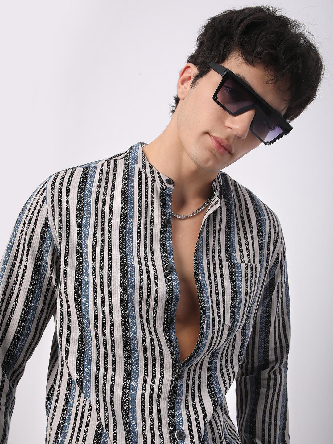 Refined Lozenge Black Striped Mandarin Shirt