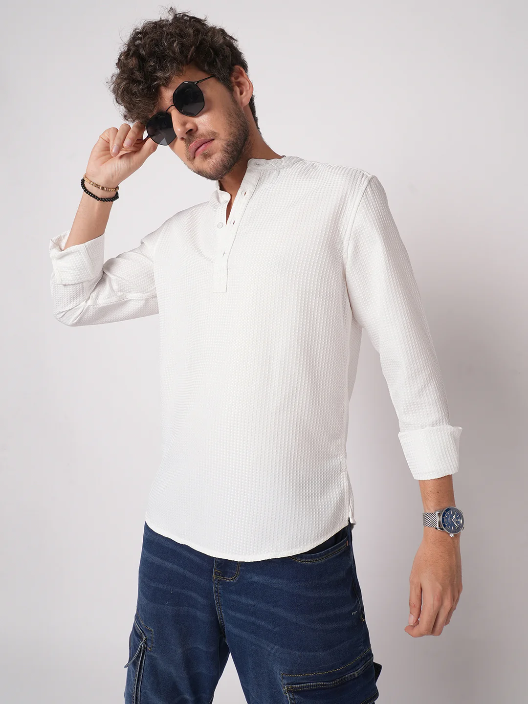 Snow White Dot Embossed Kurta - Image 4
