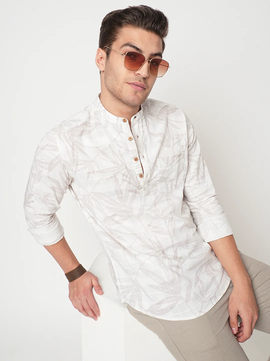 Stippling Artistry Ivory Leaf Printed Kurta