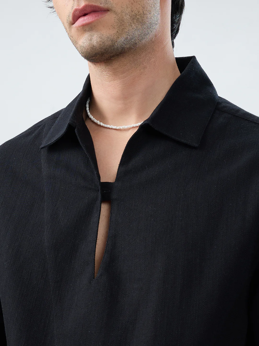 Timeless Black Cuffless Oversized Shirt - Image 3