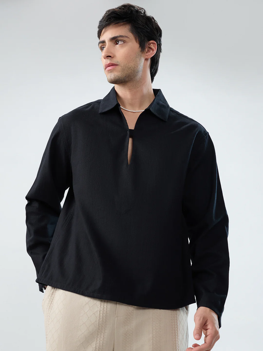 Timeless Black Cuffless Oversized Shirt - Image 4