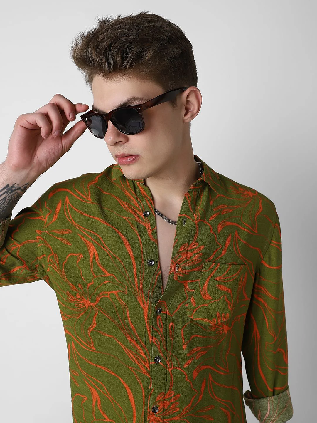Voguish Moss Green Printed Italian Linen Shirt - Image 2